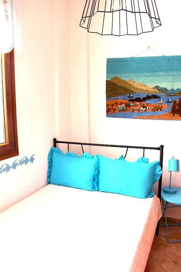 Siviri Apartment In Blu